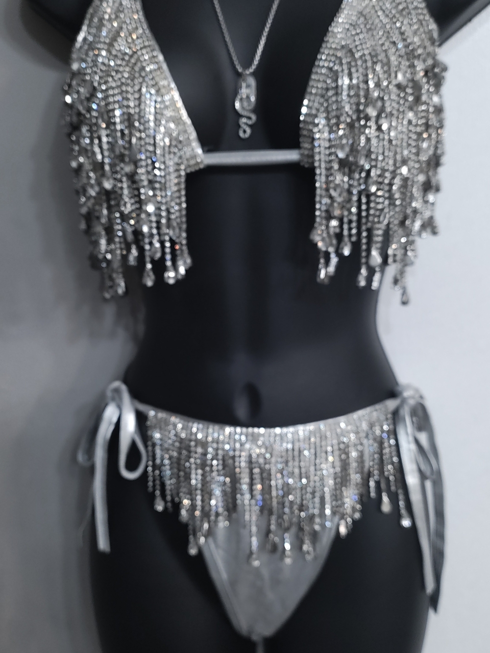 Hottie Tottie 🔥Silver/Crystal Fringe Bikini Set/Accessories Included 🧐
